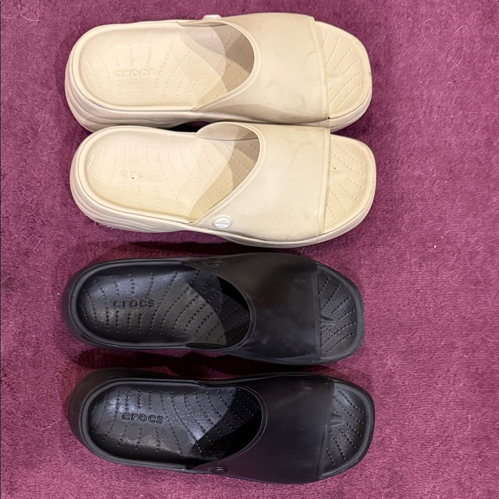 CROCS Women's Mules in Cream and Black